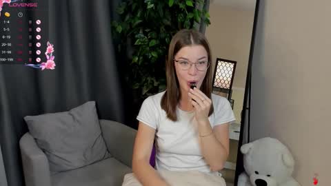 taithanasouk live stream