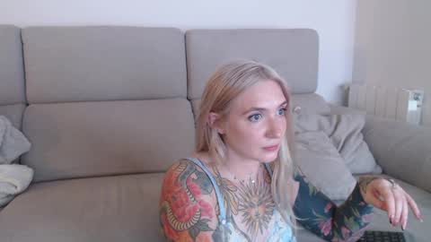tattoobbgirl stream preview