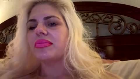 taystin2224 live stream