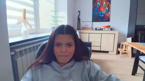 tell_me_goddess stream preview