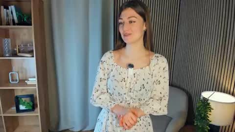 tella_reid stream preview