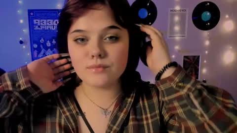 tessa_dream_ stream preview