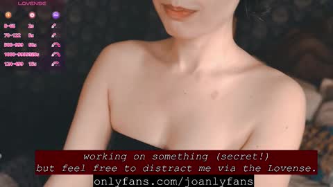 thecamwoman stream preview