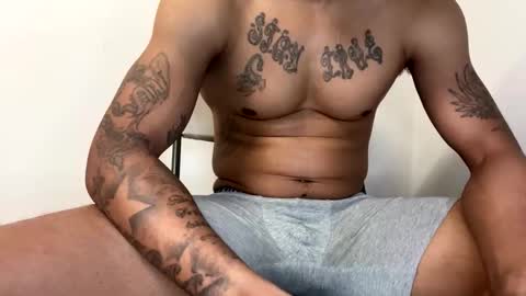 throattaker4l_ stream preview