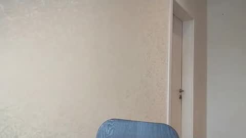 tinishaorce stream preview