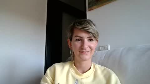 tinymoony stream preview