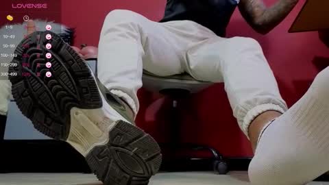 tom_brown12 stream preview