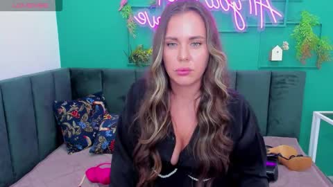 tracymooree stream preview