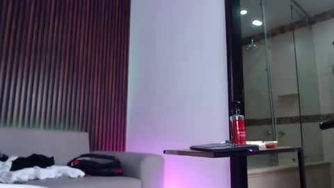 troy_rouge stream preview