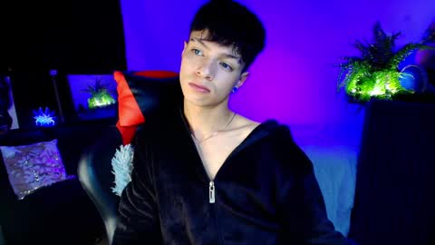 twink_sebas_ stream preview