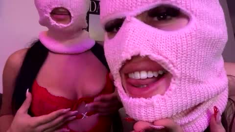 twogirlslove stream preview