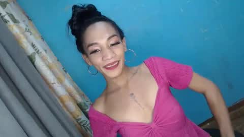 uncut_queen live stream