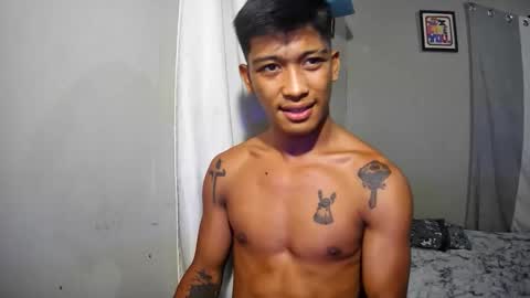 ur_asianpinoy live stream