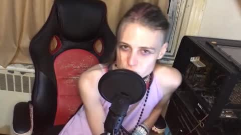 veelucious stream preview