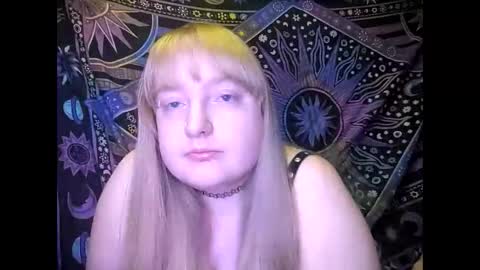 vikkivenus stream preview