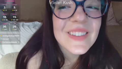 violet__kush stream preview