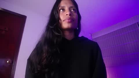 violett_queen122 live stream