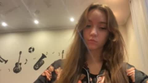 violettecaneva live stream