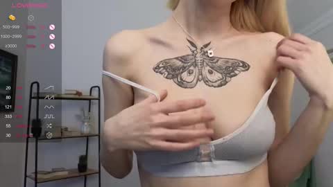 vivian_delot stream preview