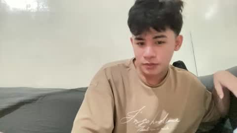 xluminous live stream