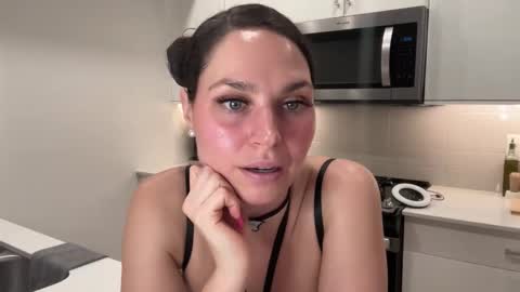 xyleialuv live stream