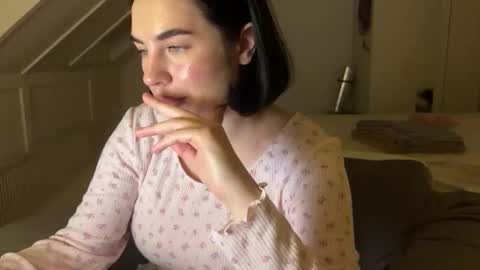 yeahrina live stream