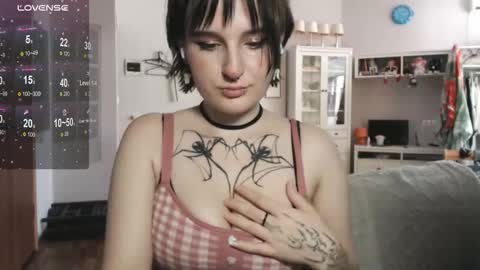 yourhanna_ stream preview