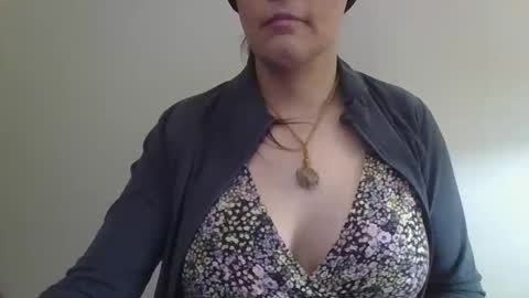 yourqueenbree stream preview